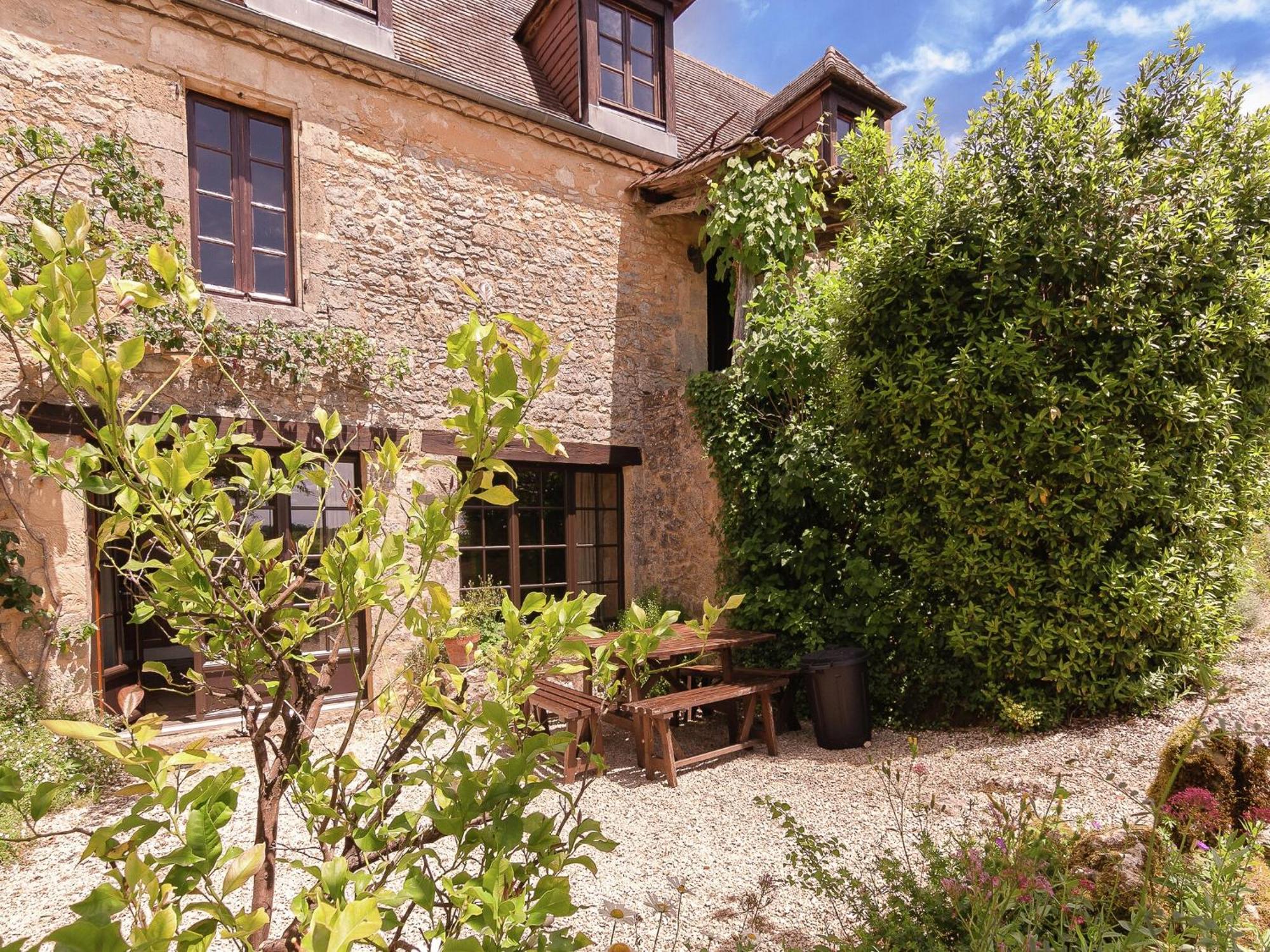 Cottage In Les Eyzies De Tayac Sireuil With Pool Meyrals Экстерьер фото